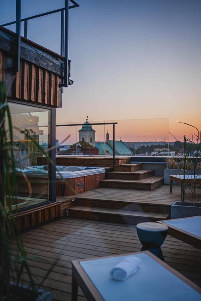 ブリストル トラディッション&ラグジュアリー ホテル ジェシュフ エクステリア 写真 Rooftop spa