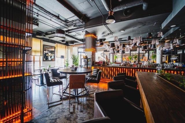 ブリストル トラディッション&ラグジュアリー ホテル ジェシュフ エクステリア 写真 The interior of the restaurant